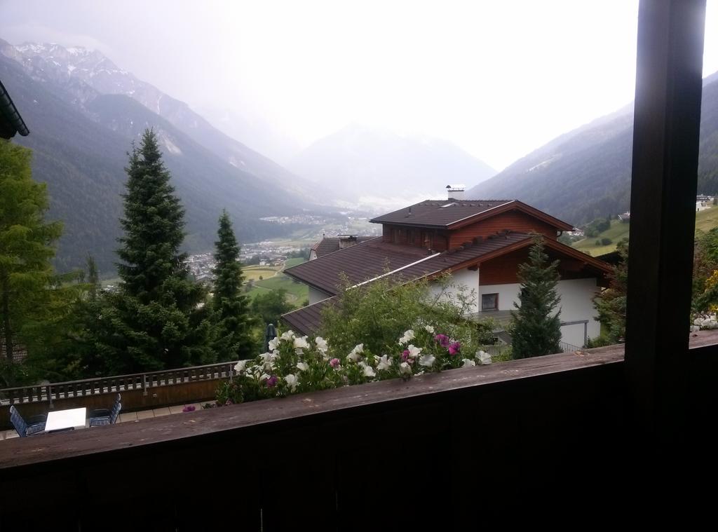 Landhaus Birgit Telfes im Stubai Exterior photo